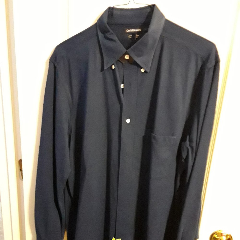 Navy Blue Croft & Barrow dress shirt - Size Neck16 Sleeve 34/35